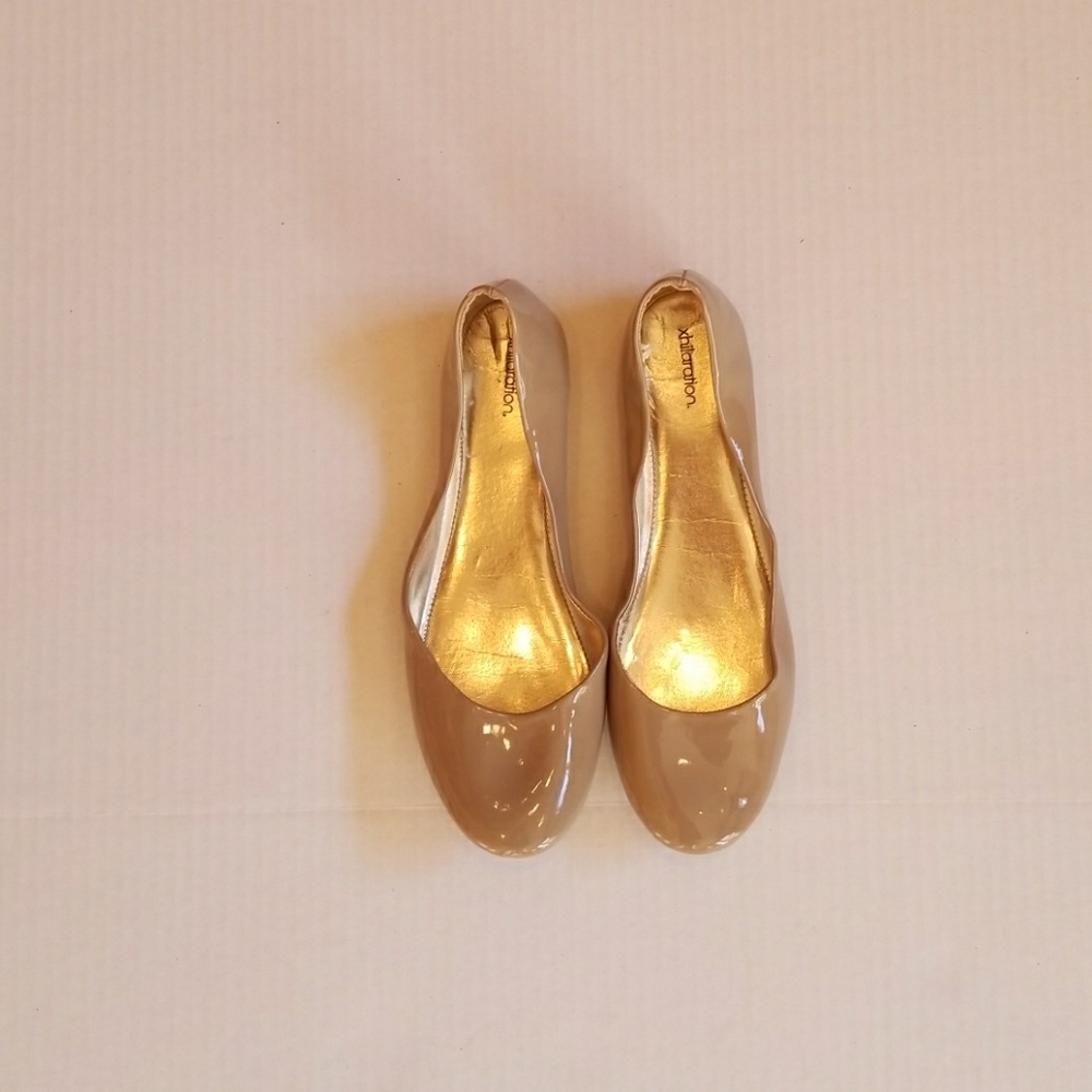 NWOT patent leather flats